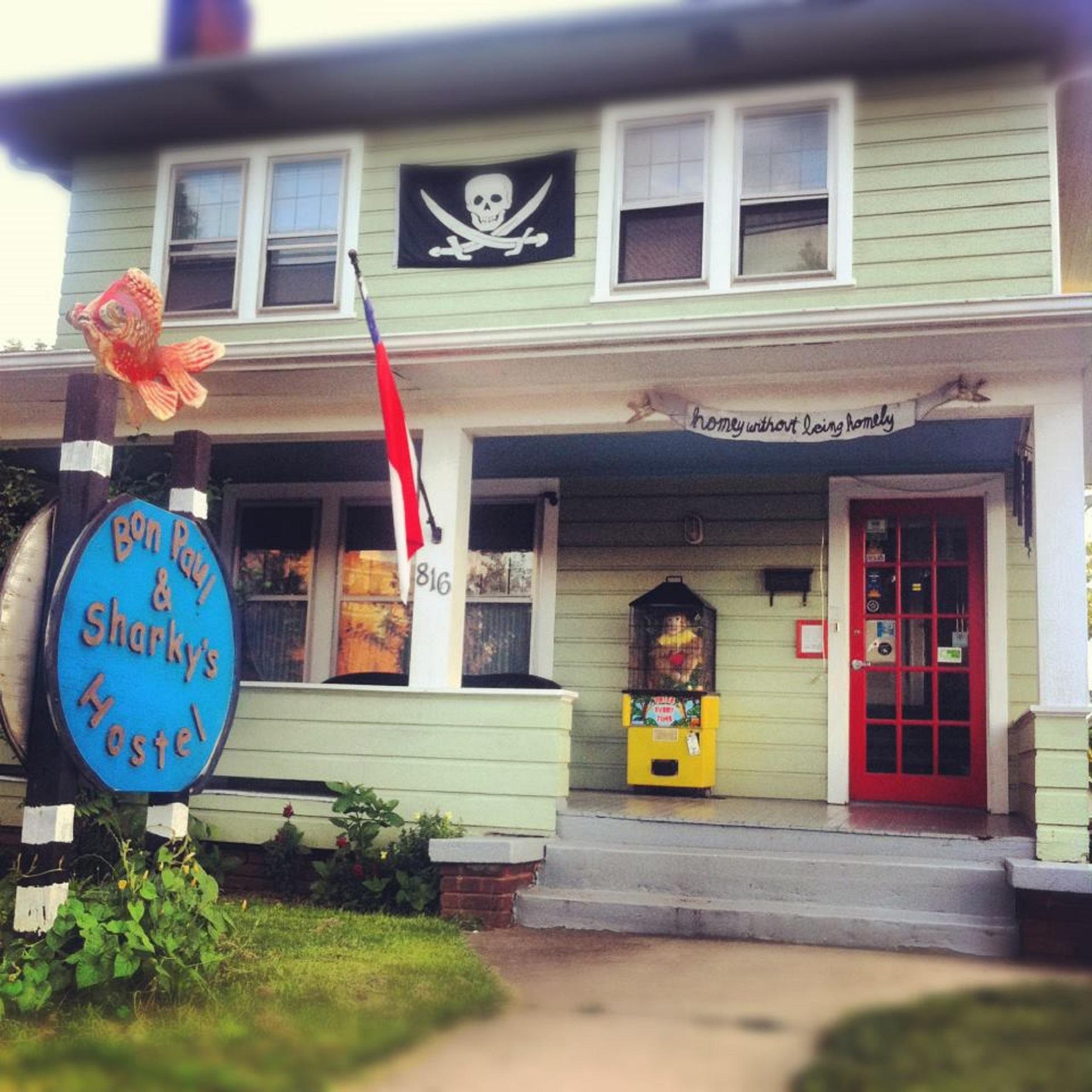 Bon Paul & Sharky's Hostel