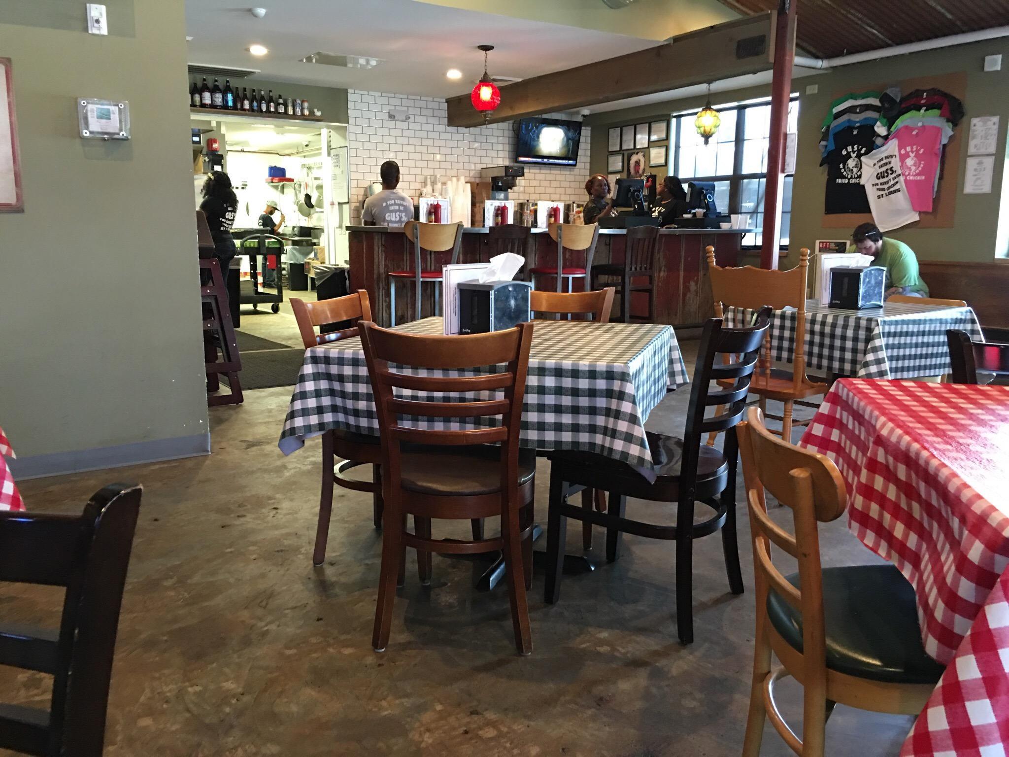 Gus's World Famous Fried Chicken