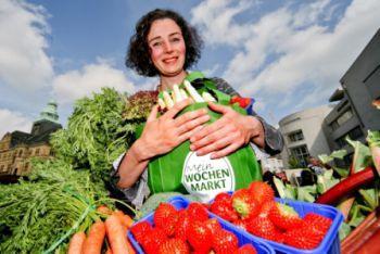 Wochenmarkt am Rathaus