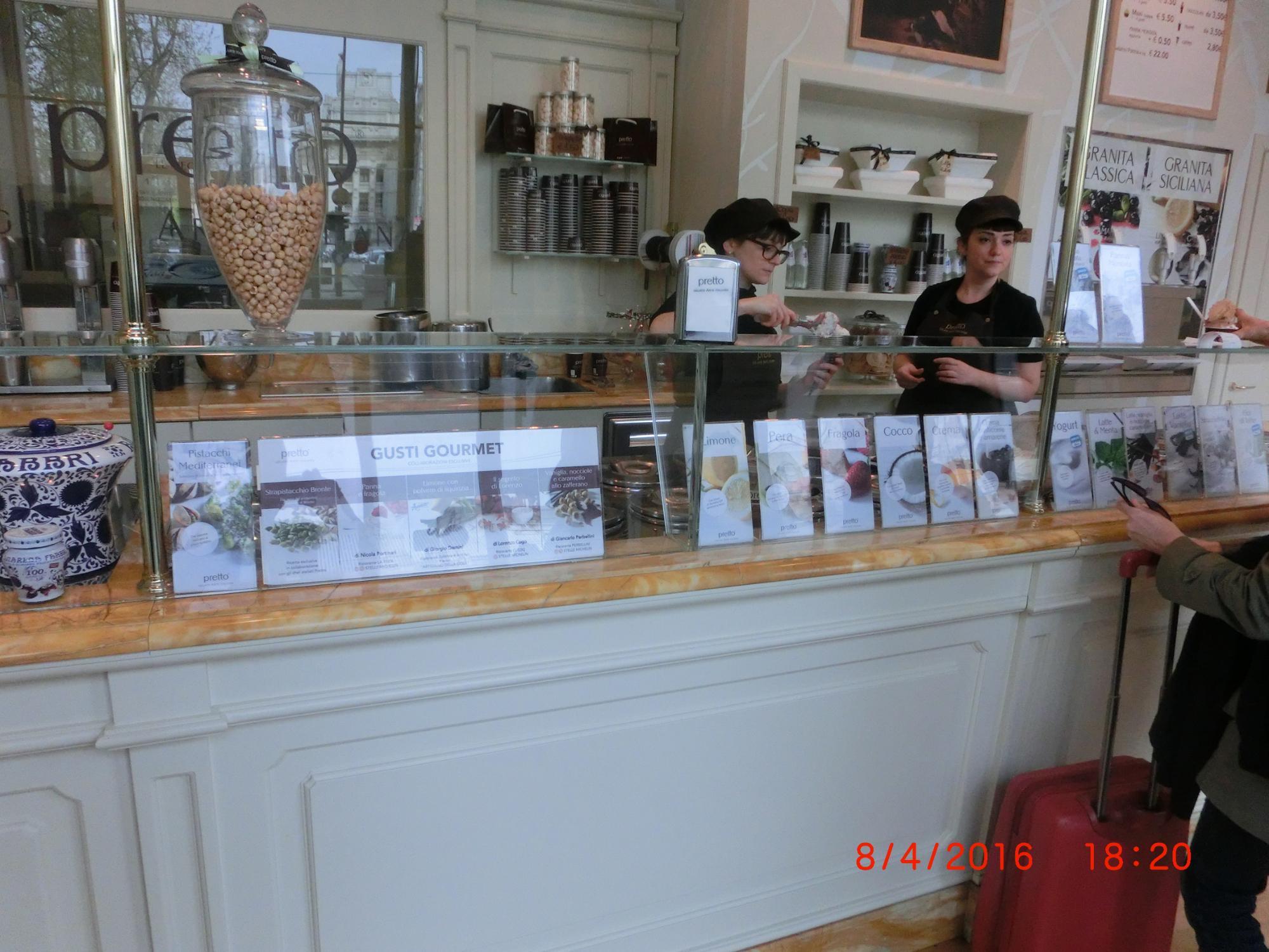 Photo by bulatzakiev