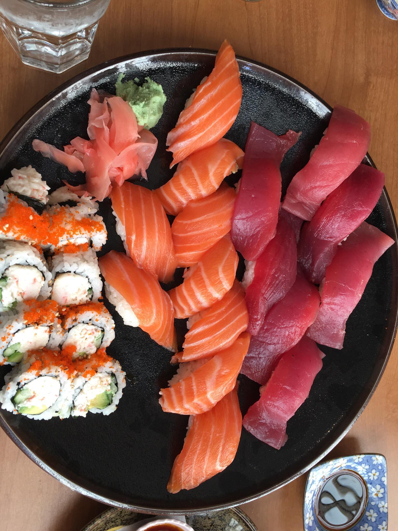 Hanami Sushi & Grill