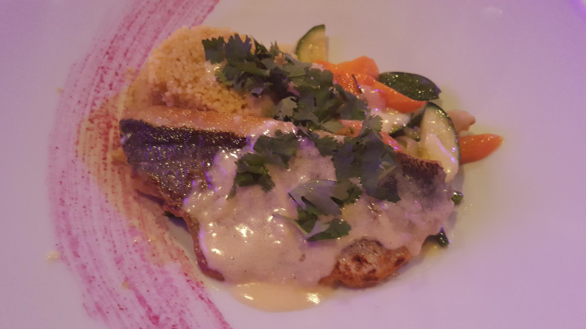 Uptwon Geneva ou Comedie de la Gare, Geneve