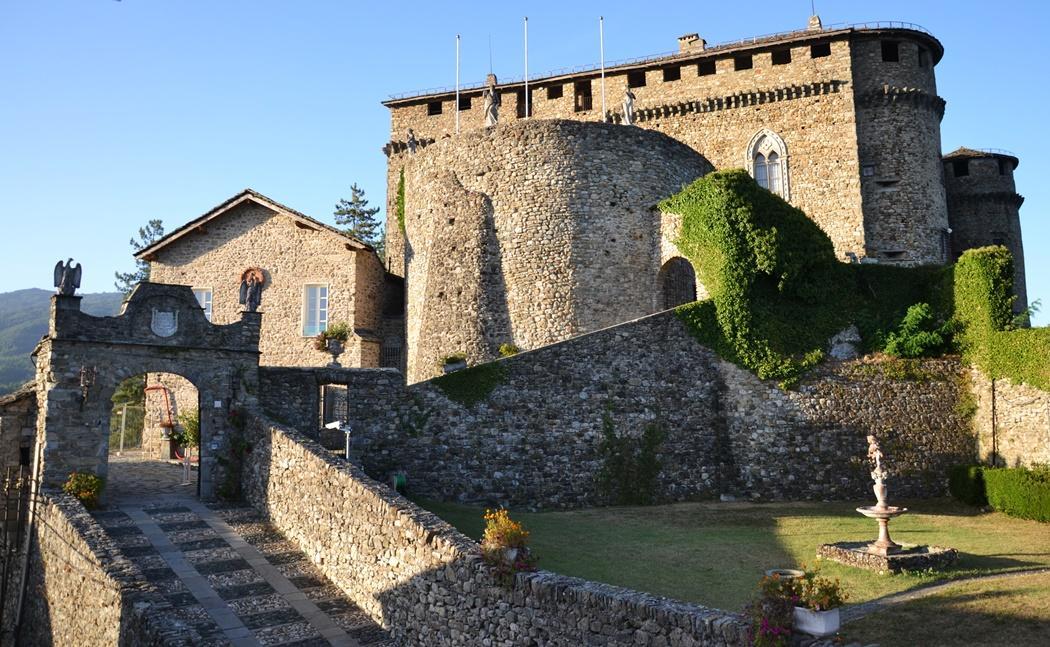Castello di Compiano - hotel relais