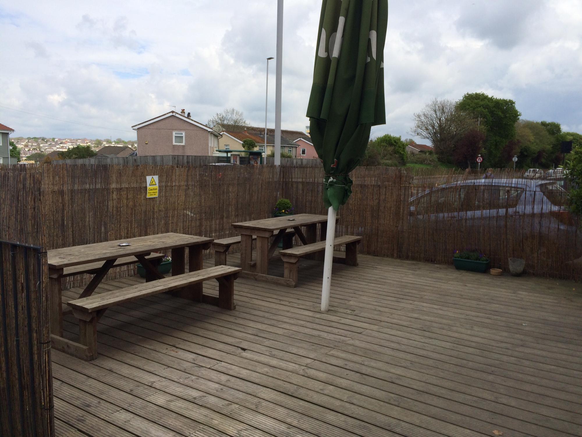 Premiere Bar & Grill