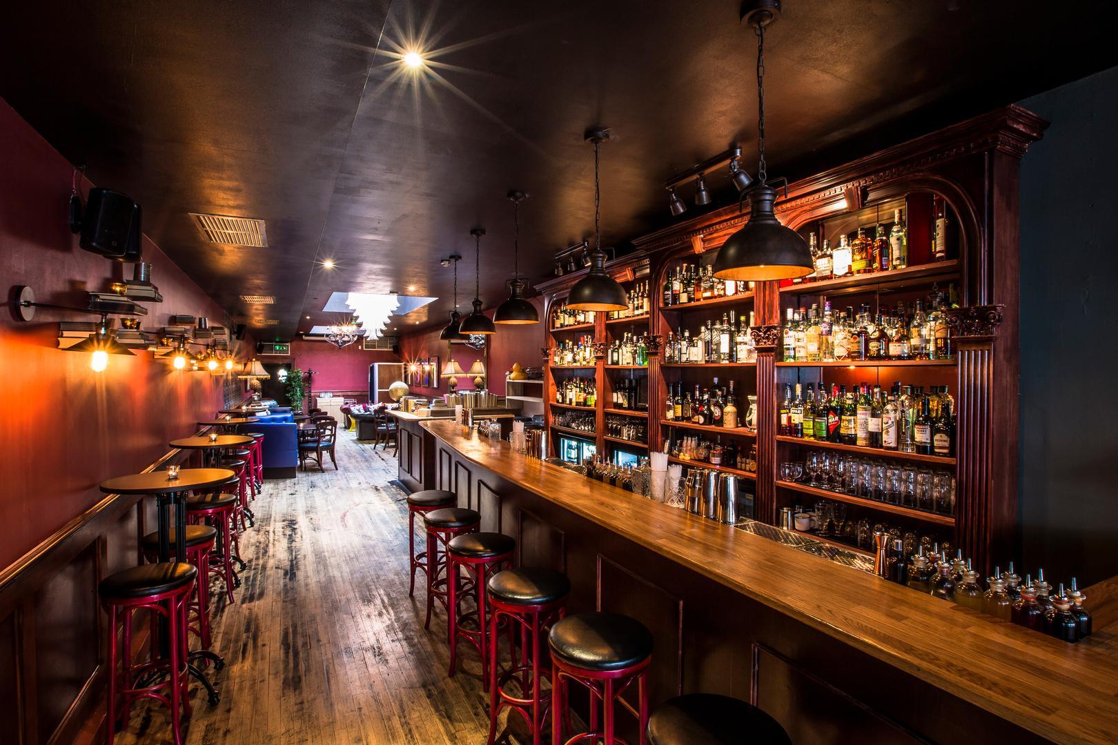 Little Bat Cocktail Bar