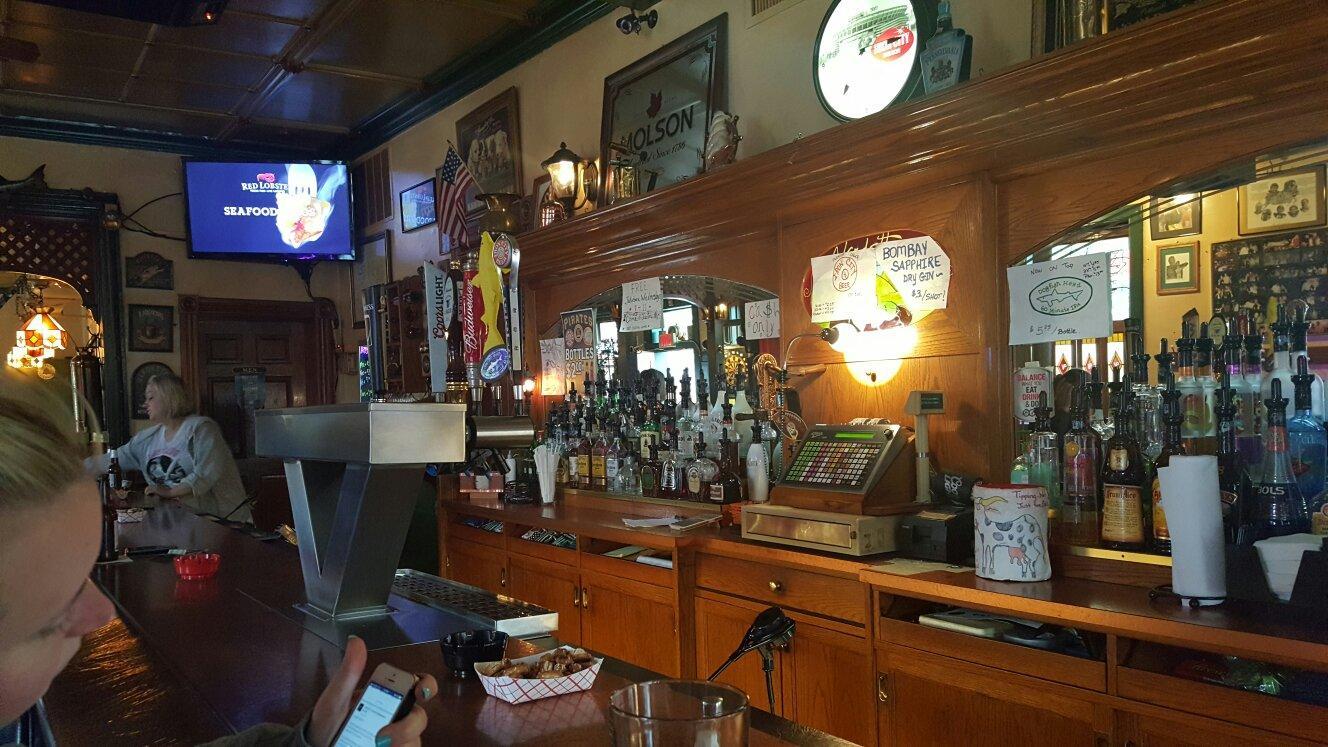 Verdetto's Bar & Restaurant