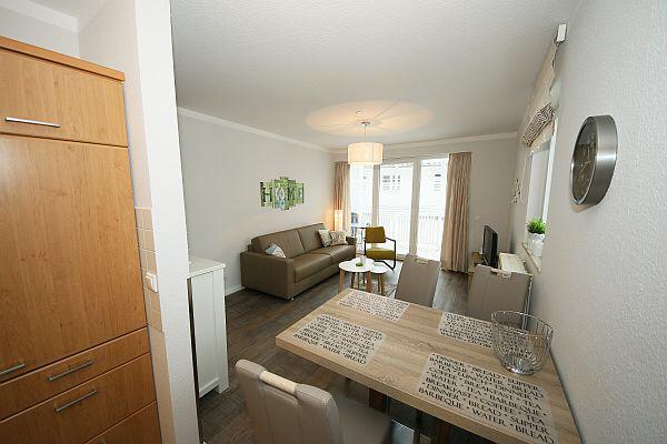 Villa Karola Ferienwohnungen Paradies Rugen