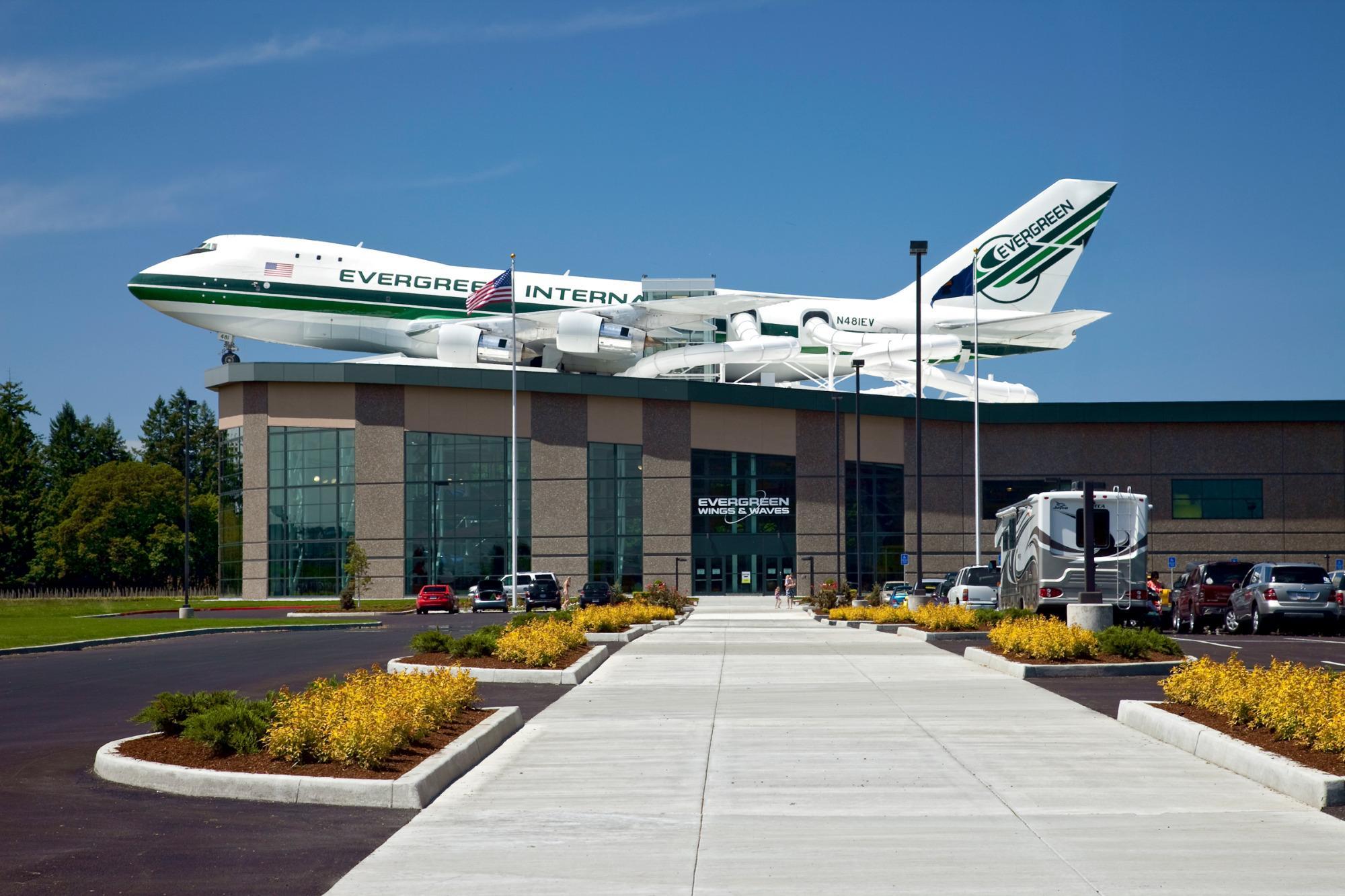 Wings & Waves Waterpark