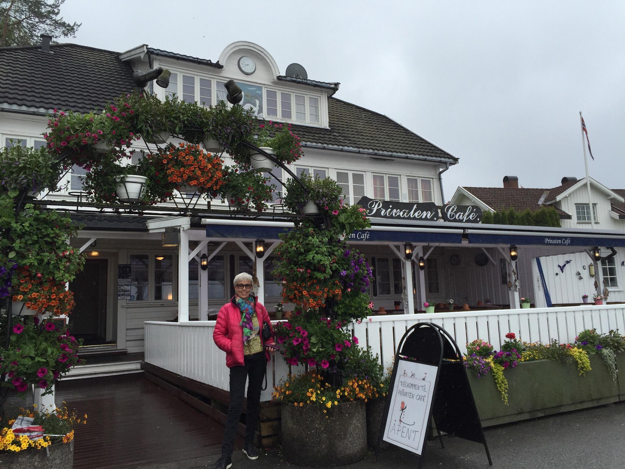 Privaten Cafe