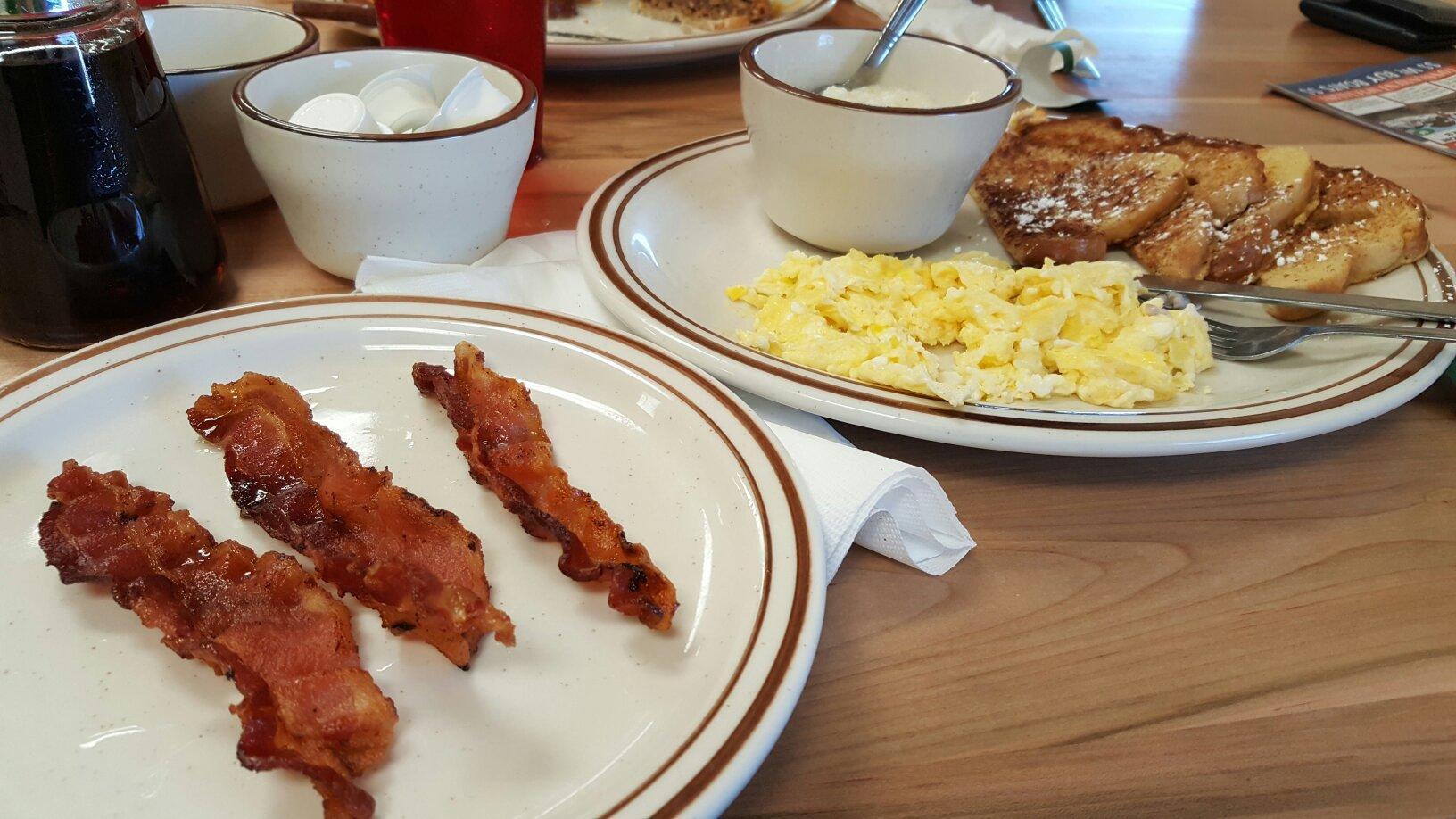 Photo by Oneglamfish