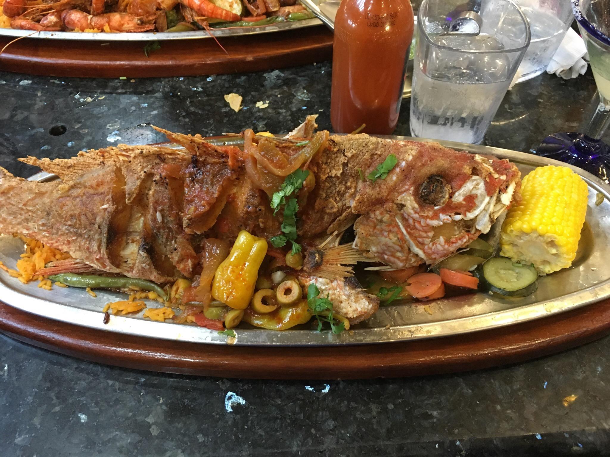 El Barco Mariscos