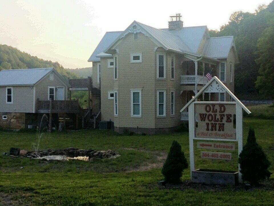 Old Wolfe Inn