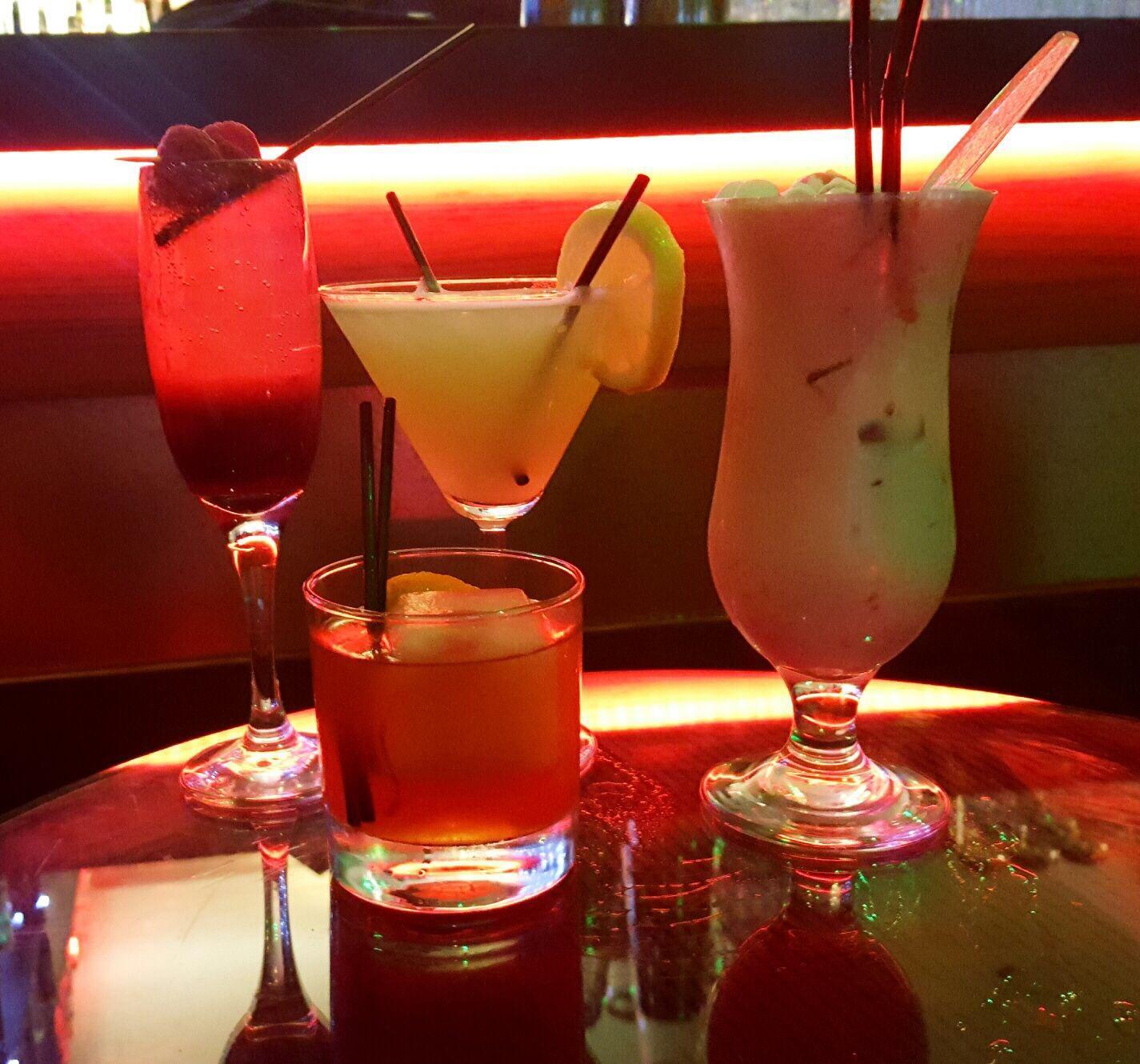 The Nook Bar, Brasserie & Hotel