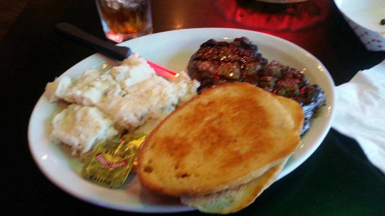 Angelina's Restaurant & Bar