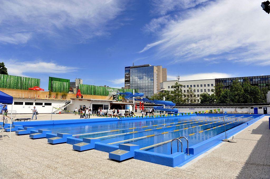 Retro swimming pool Ilirija