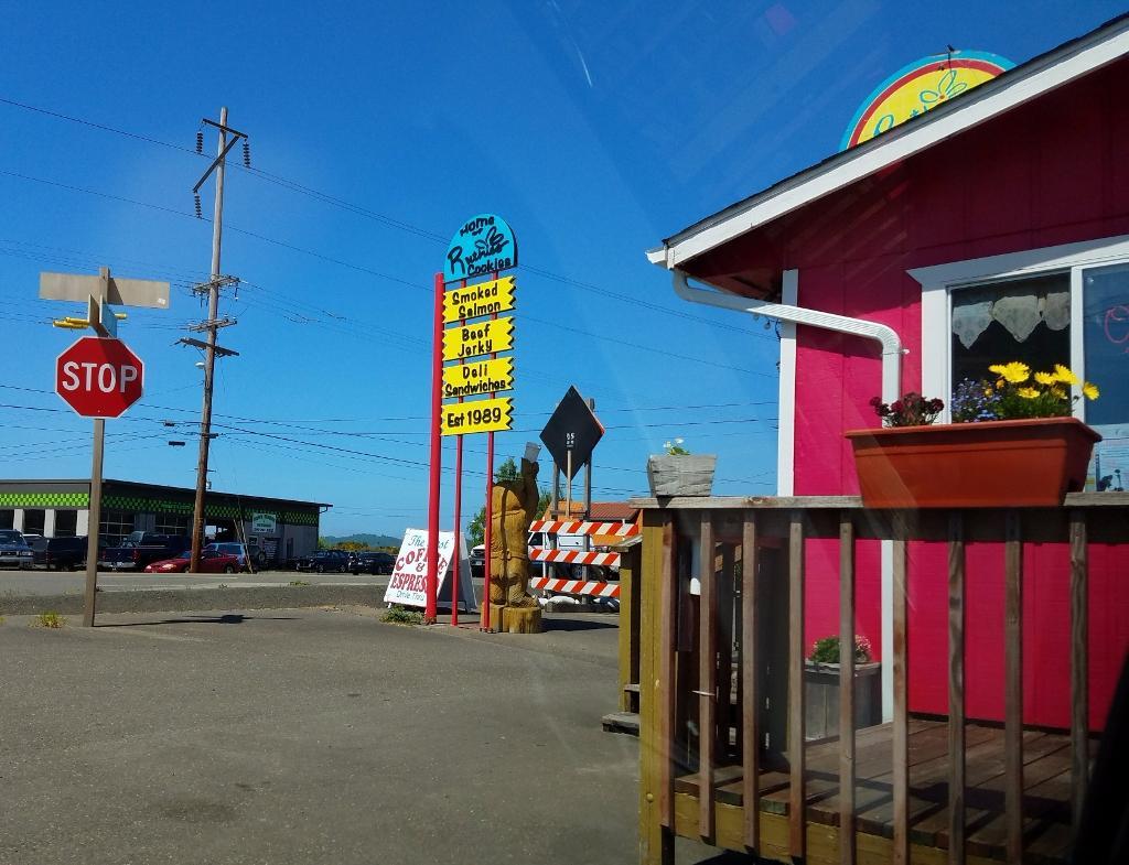 Café Nine Ninety West