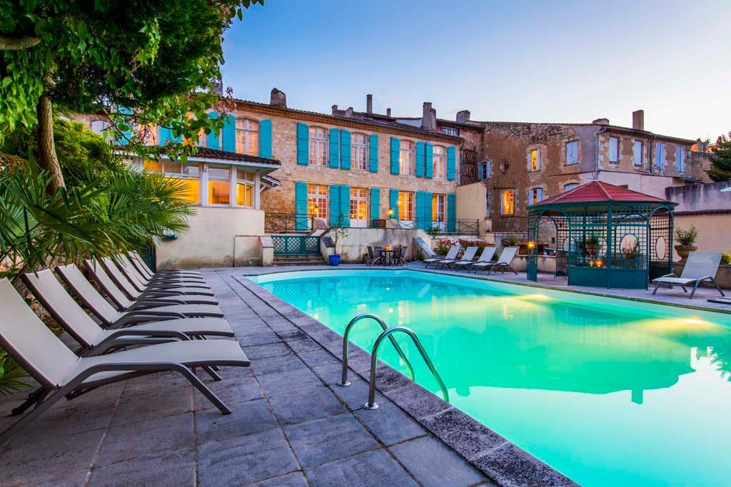 Logis Hôtel les Trois Lys