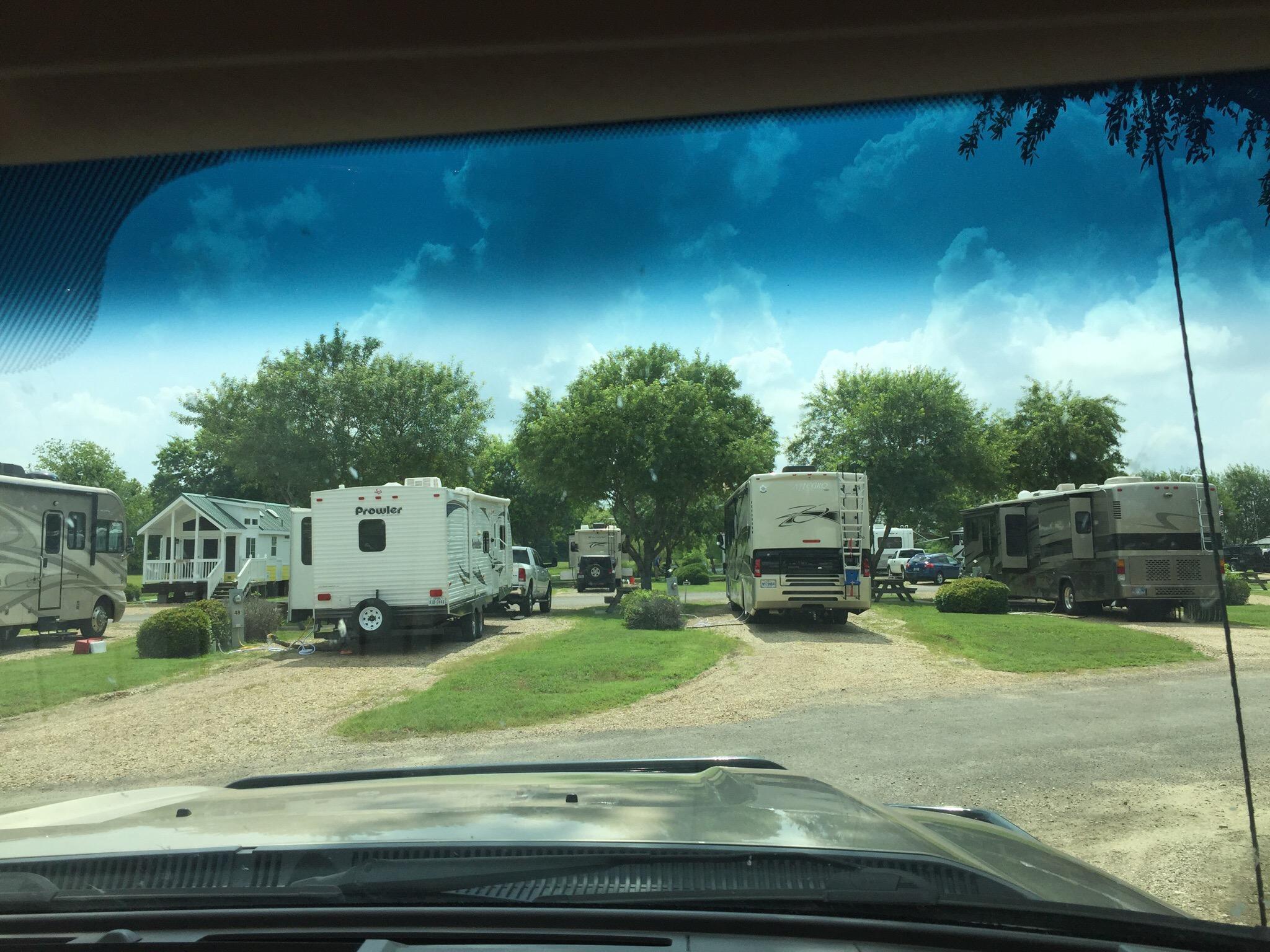 Bluebonnet Ridge RV Park & Cottages