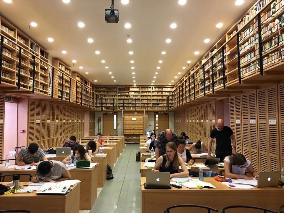 Biblioteca Comunale Manfrediana