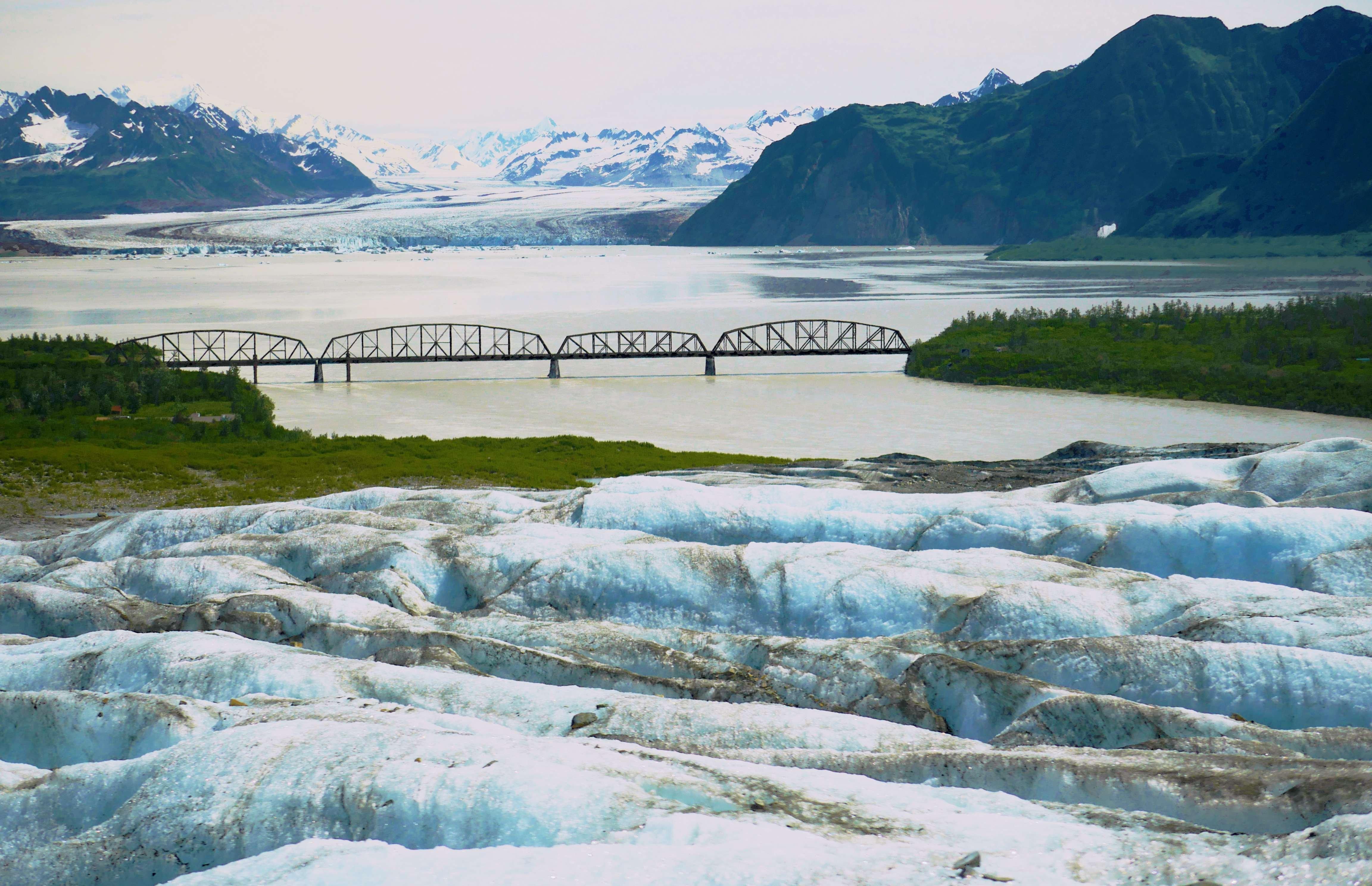 Childs Glacier Adventures & Shuttle