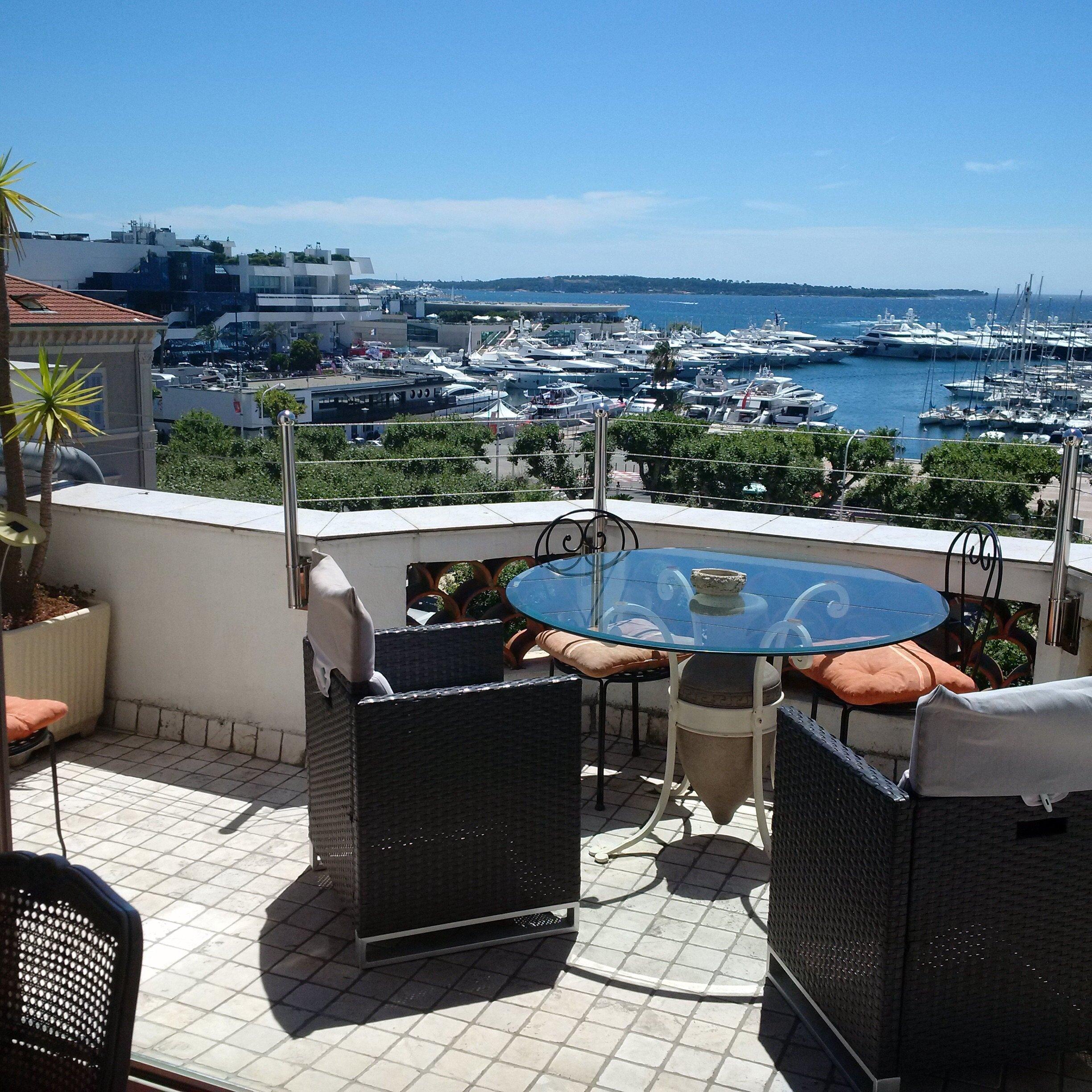 Festival Residence Apartments