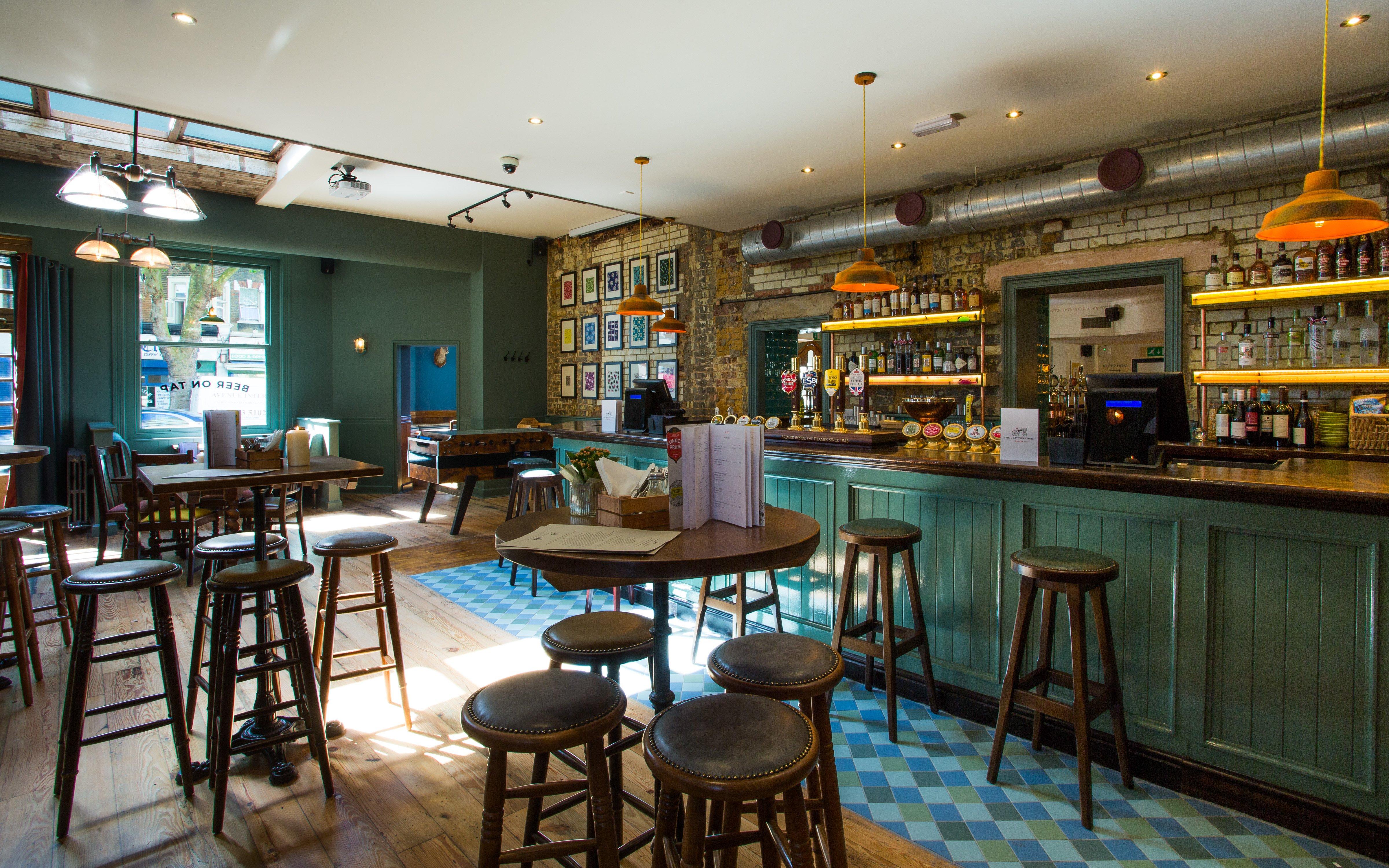 The Drayton Court Hotel, Ealing