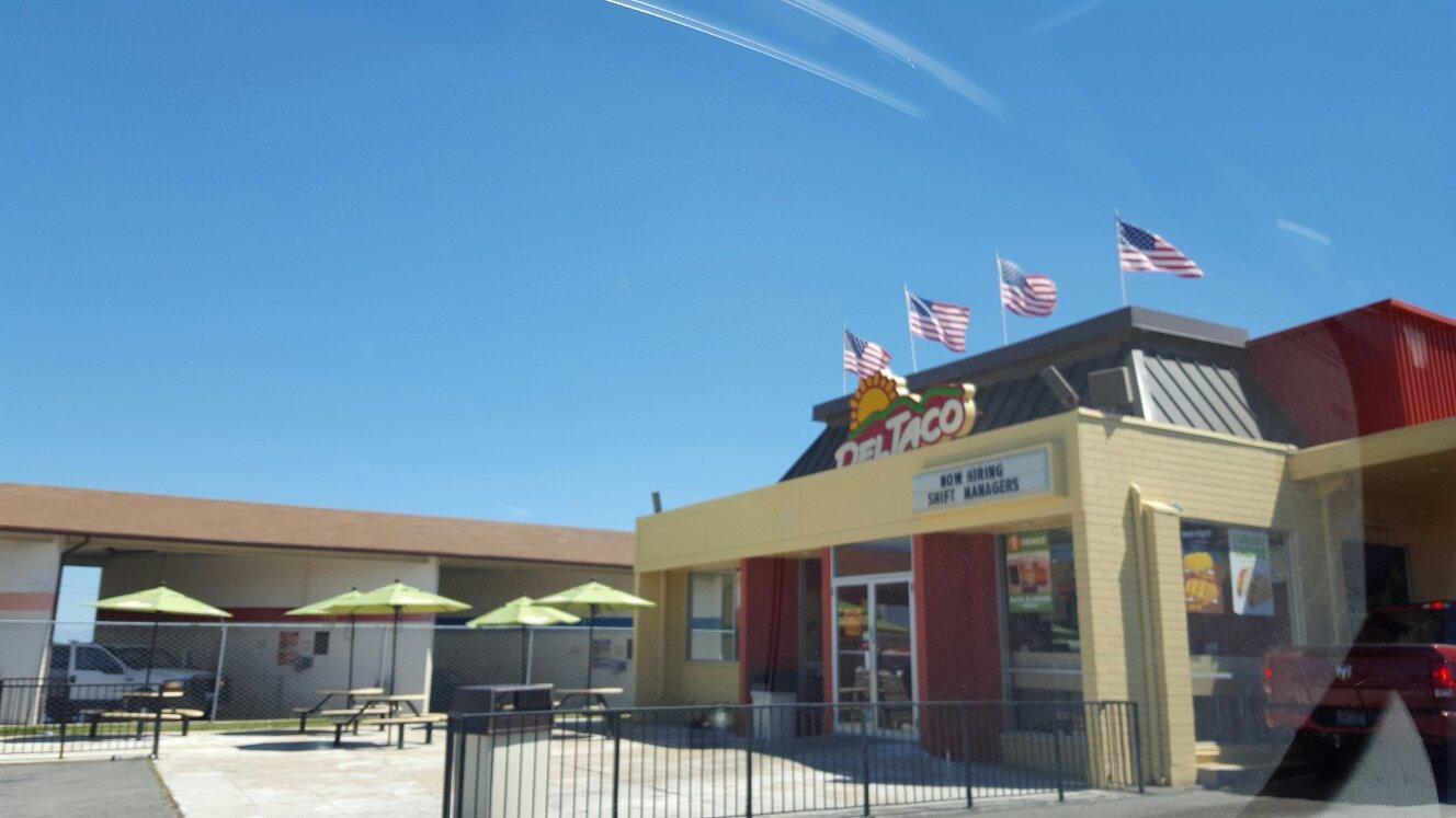 Del Taco