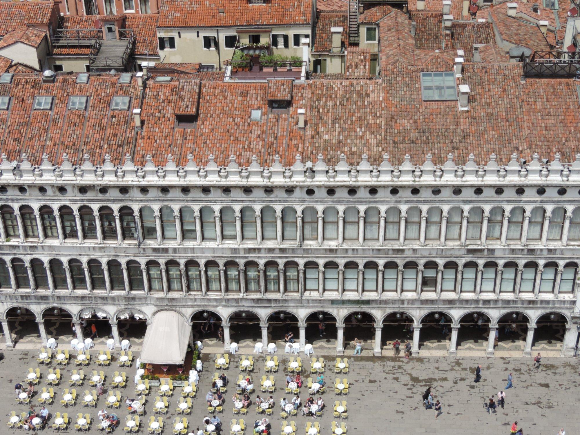 Photo by curatorofmemories