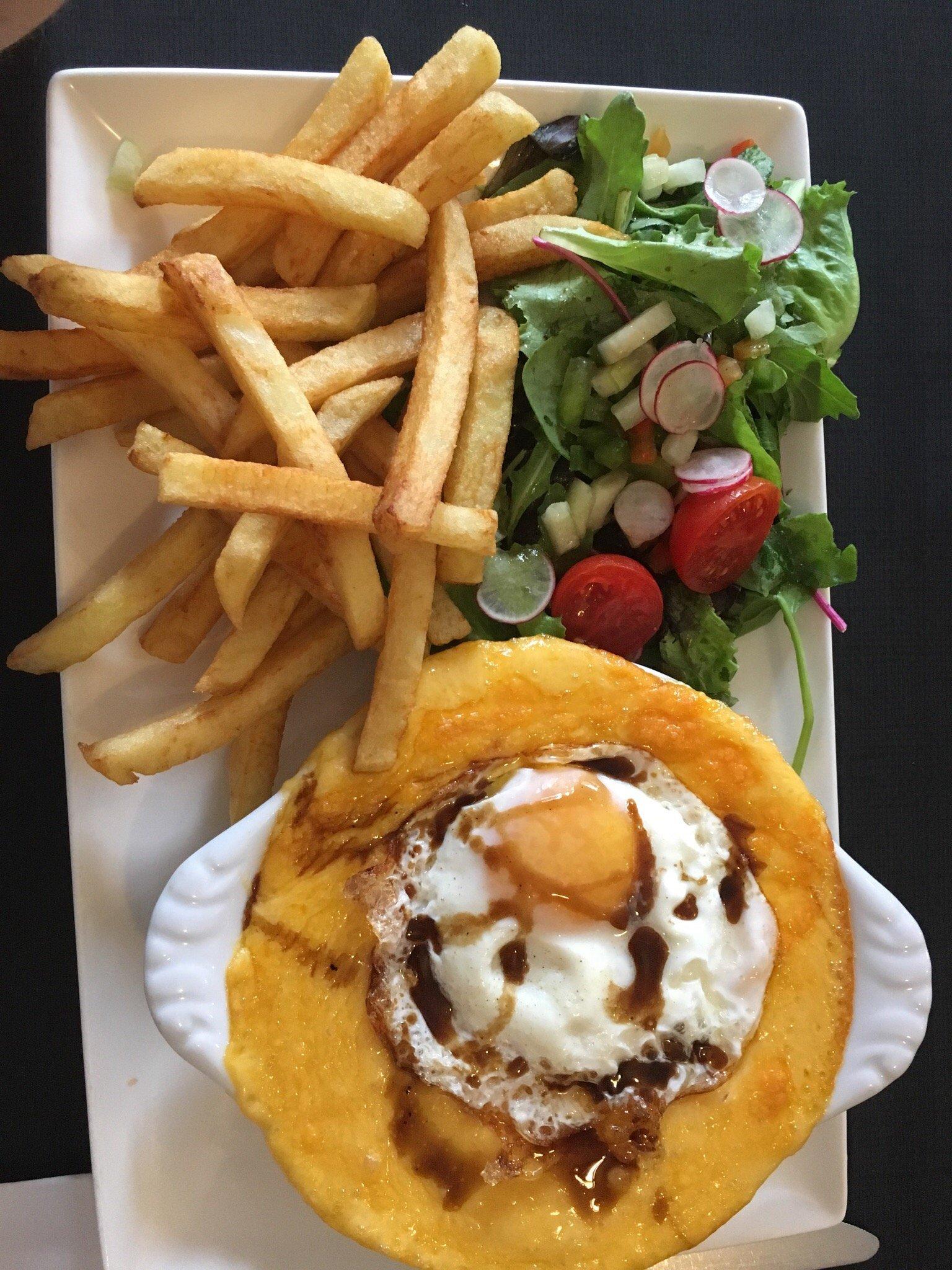 le parvis de la treille