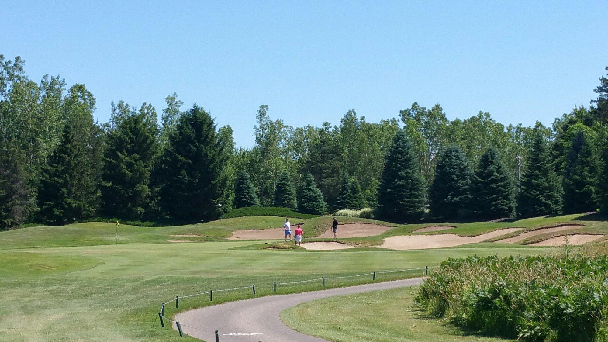 Ravines Golf Club
