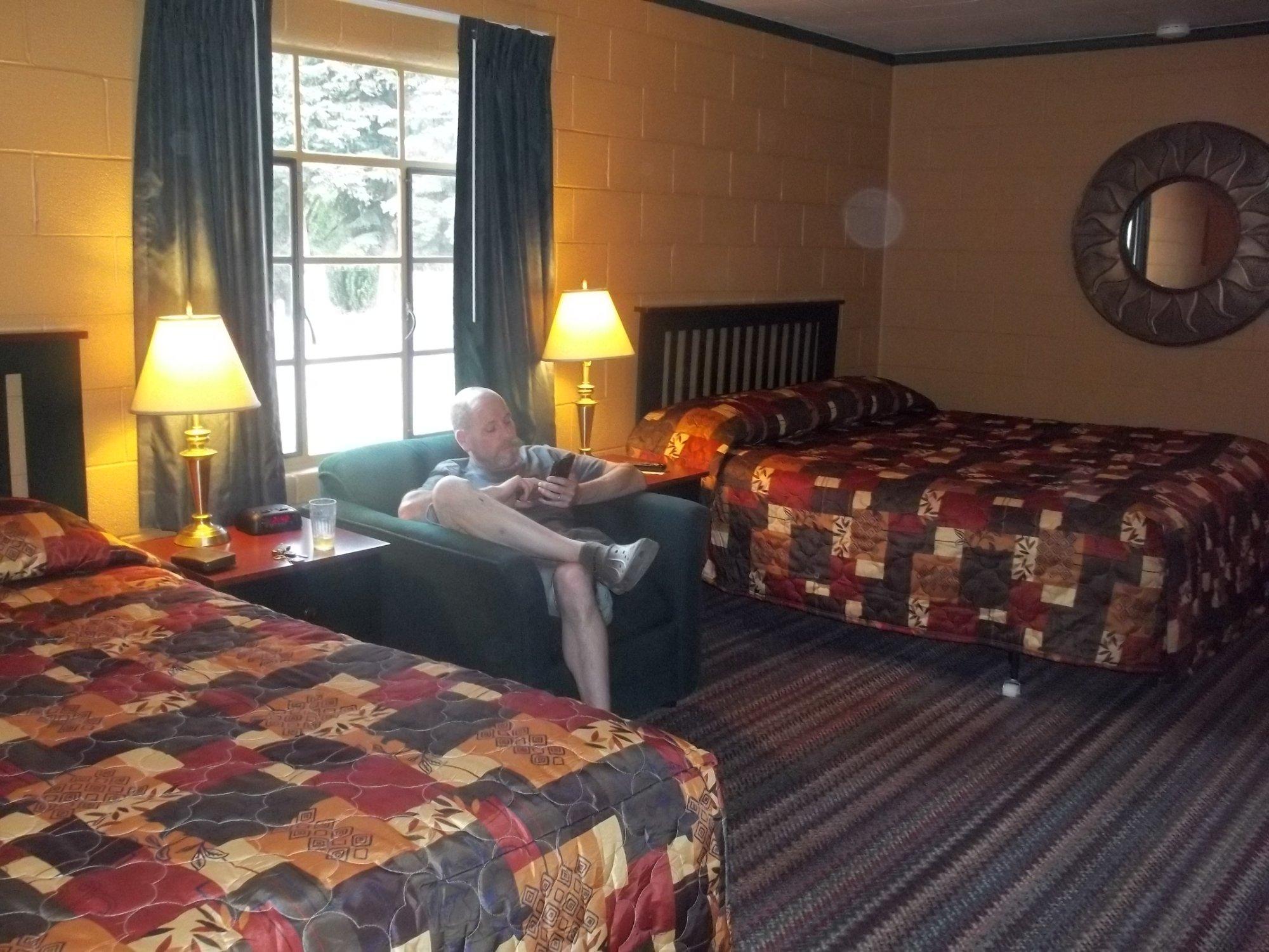 Arrowhead Motel & RV Park