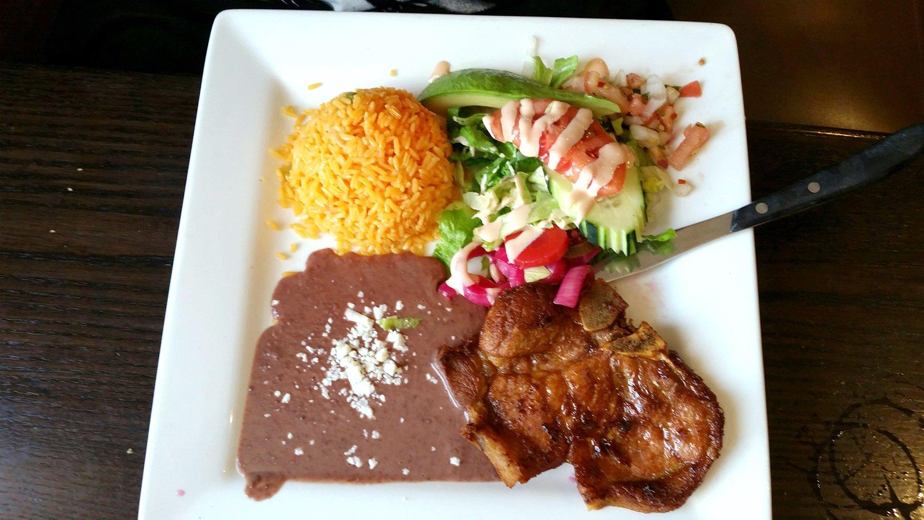 Lempira Restaurant - South Blvd.