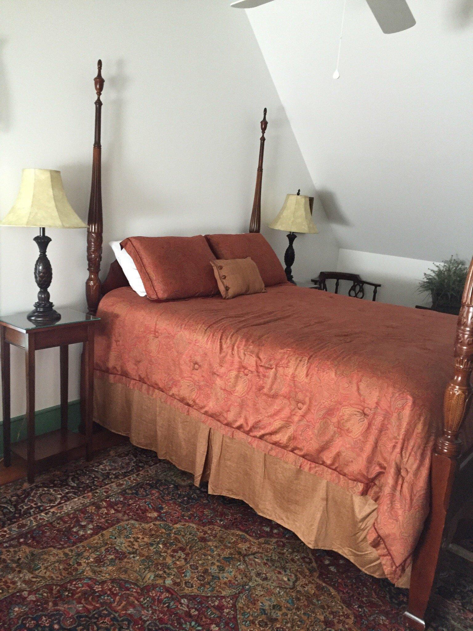 Creeper's End Lodging