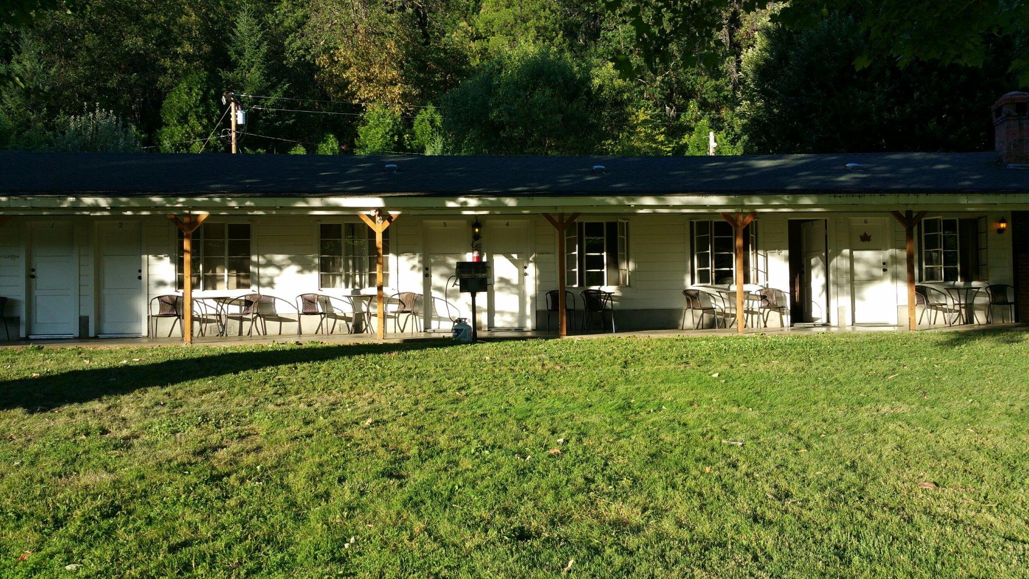 Klamath River Resort Inn