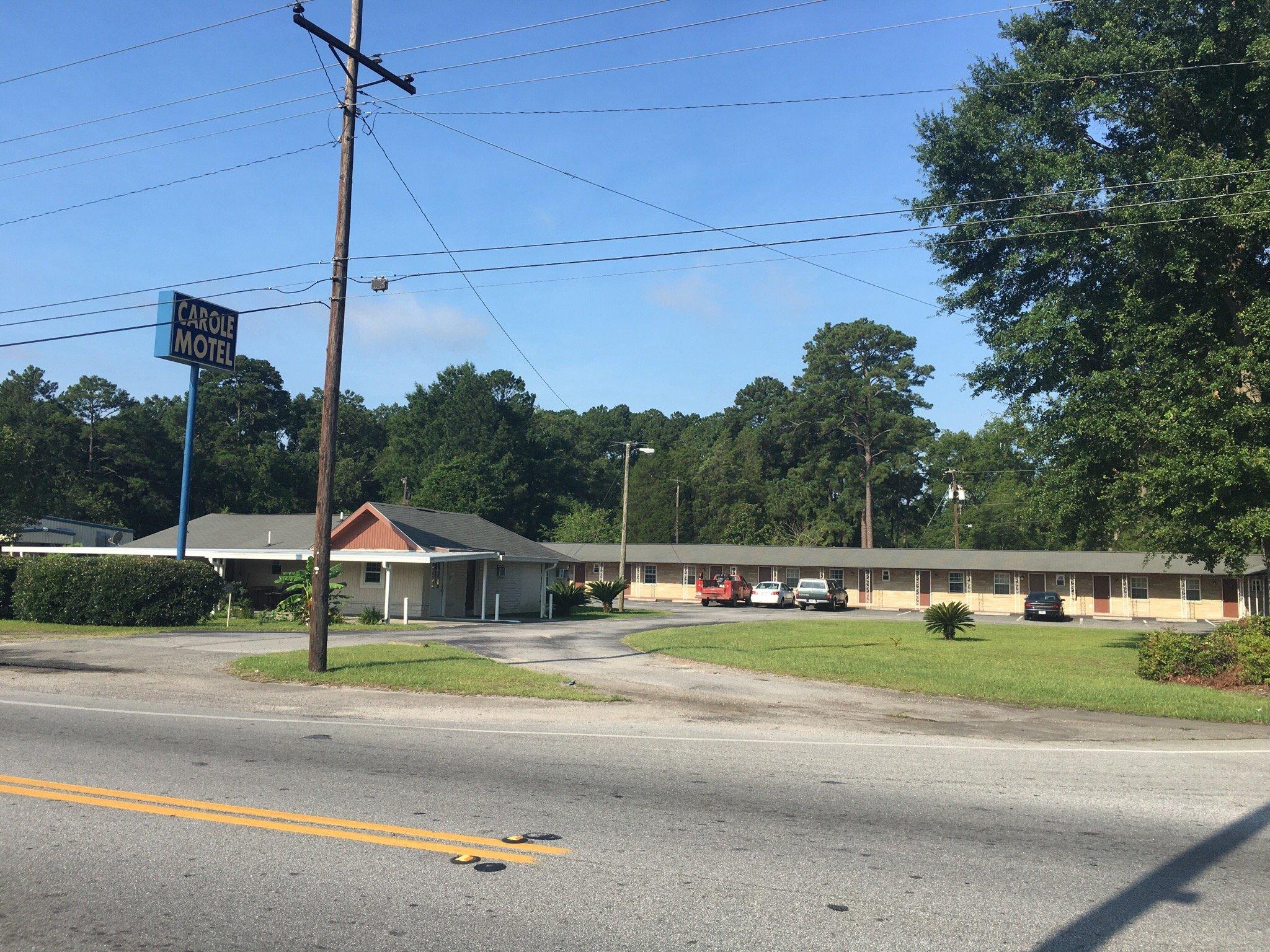 Carole Motel