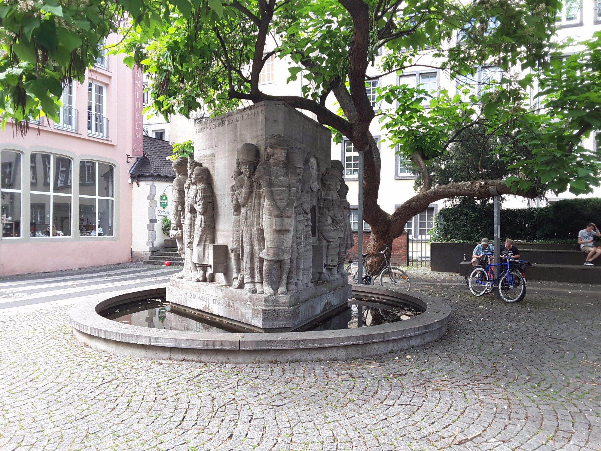 Willi Ostermann Monument