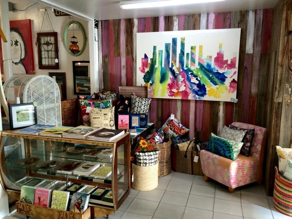 Flock of Segulls Indoor Market & Cafe