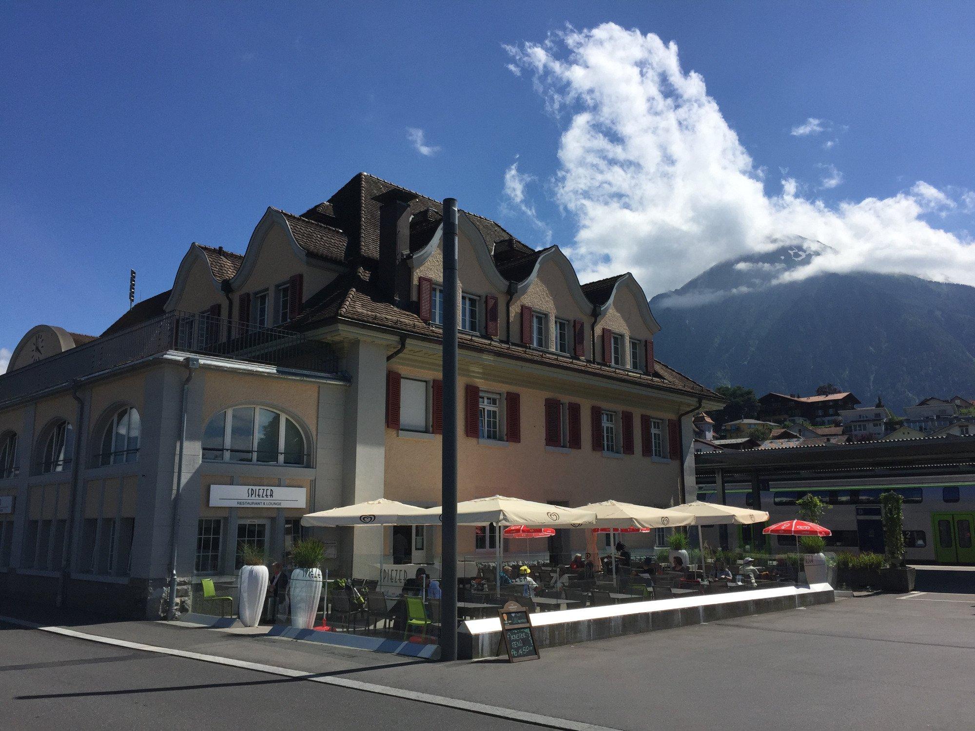 Spiezer Restaurant & Lounge