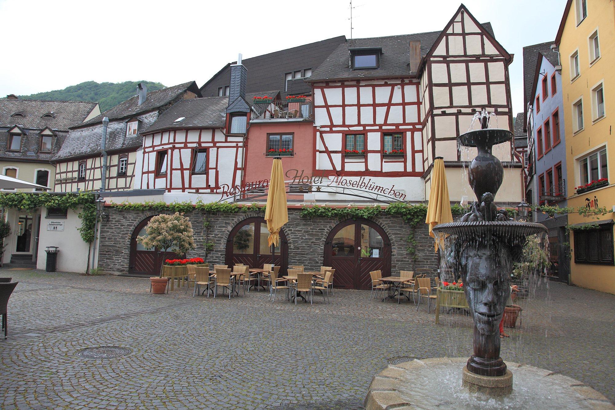 Photo by dominiquemeuret