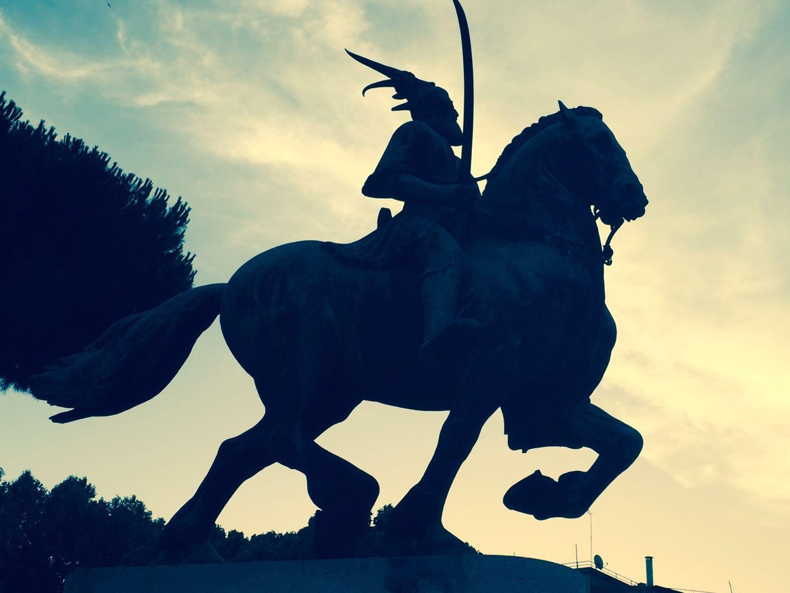 Monumento Equestre Dedicato a Scanderberg