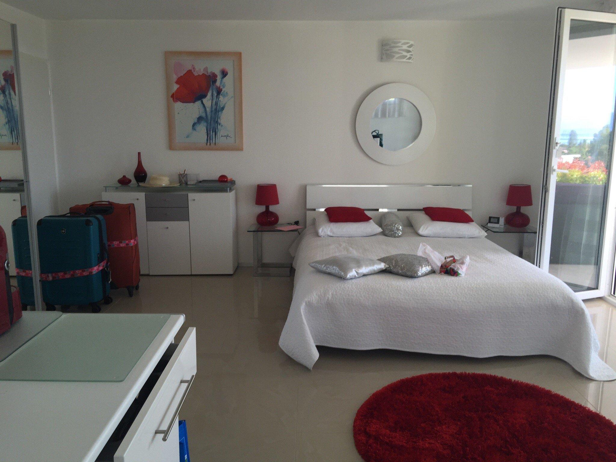 Four Seasons Lake BnB