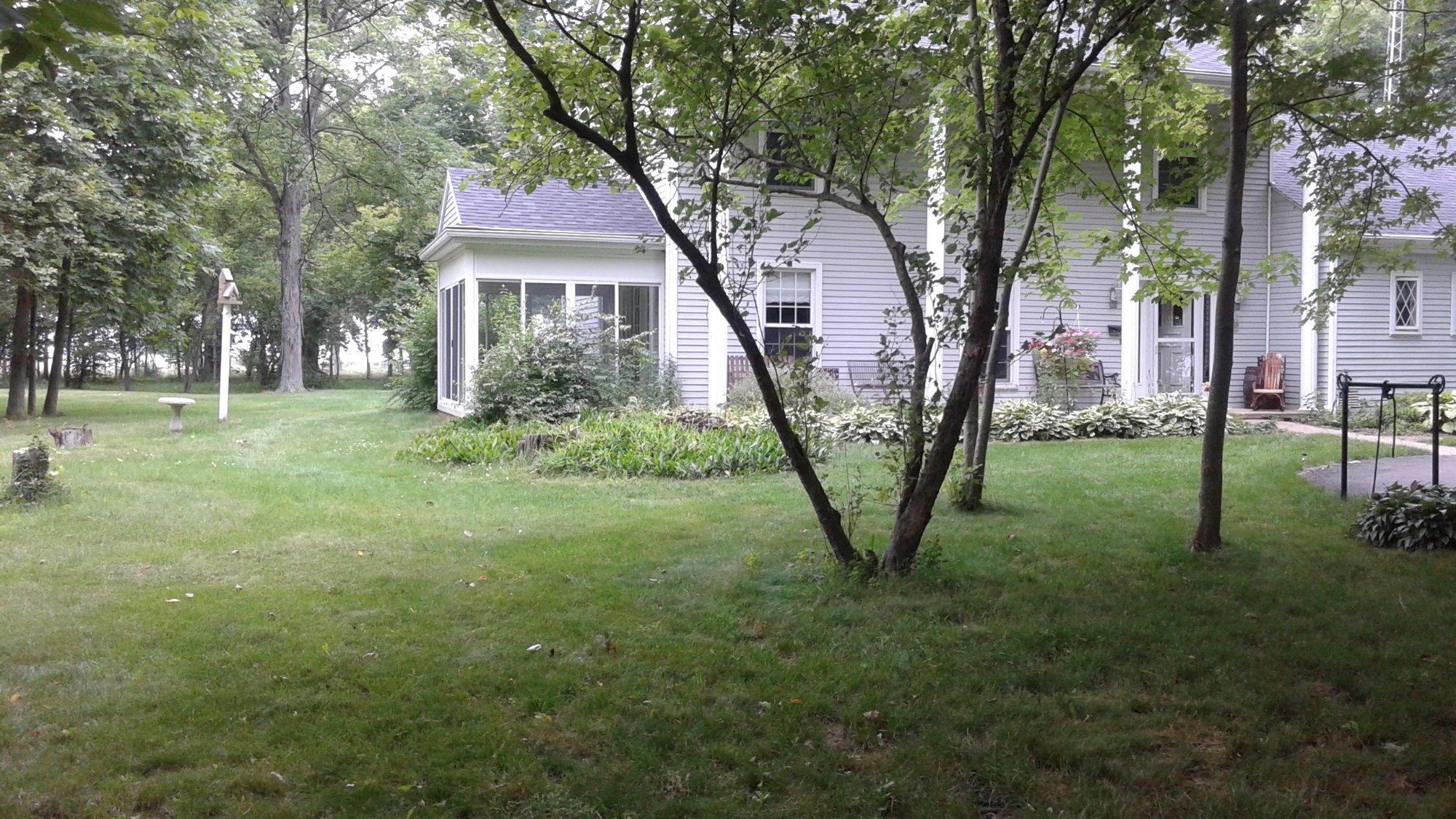 Big House Little Woods Bed & Breakfast