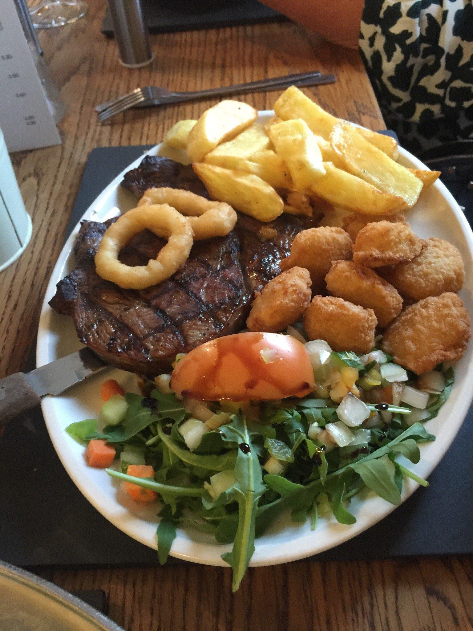 The Three Horseshoes