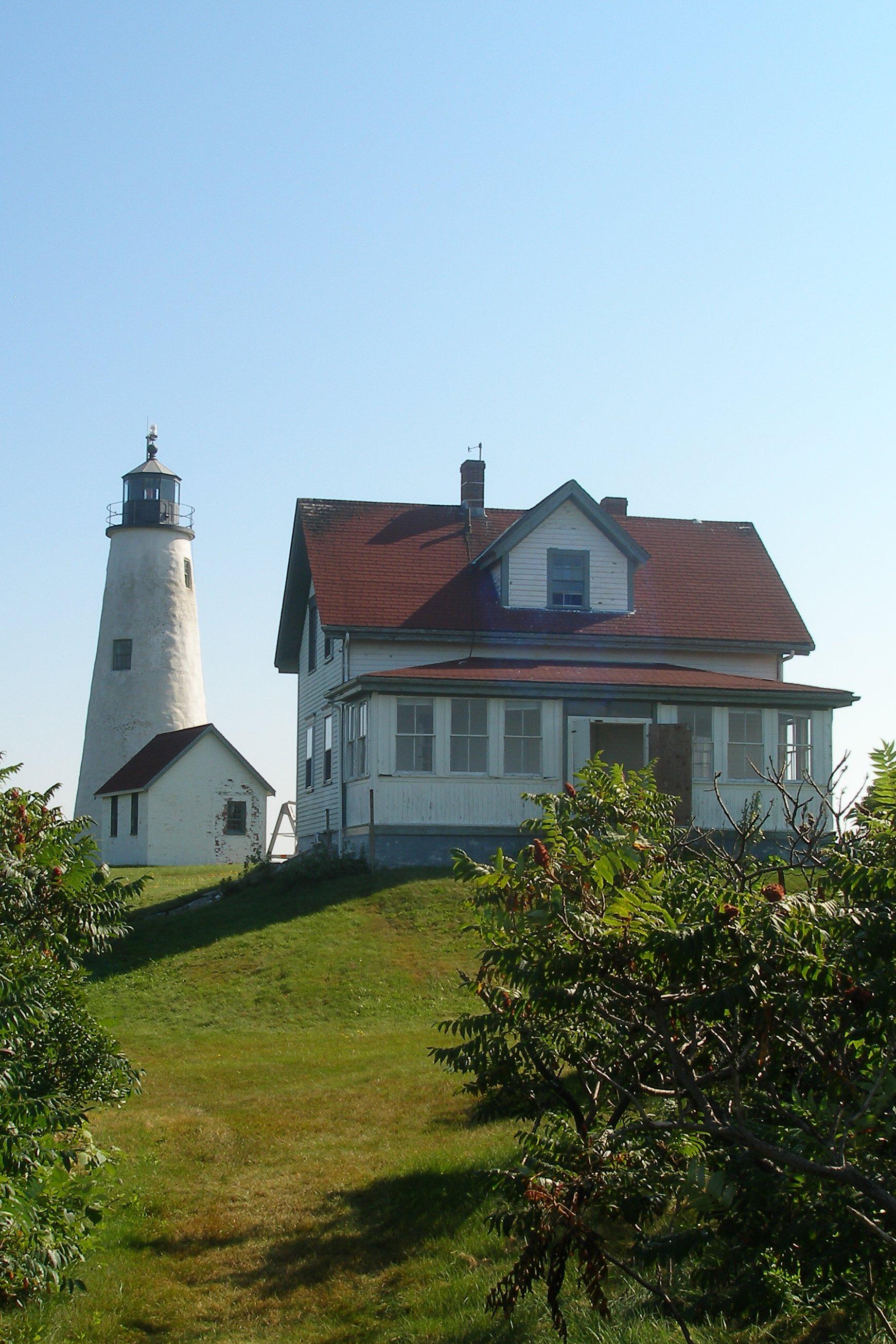 Bakers Island Light