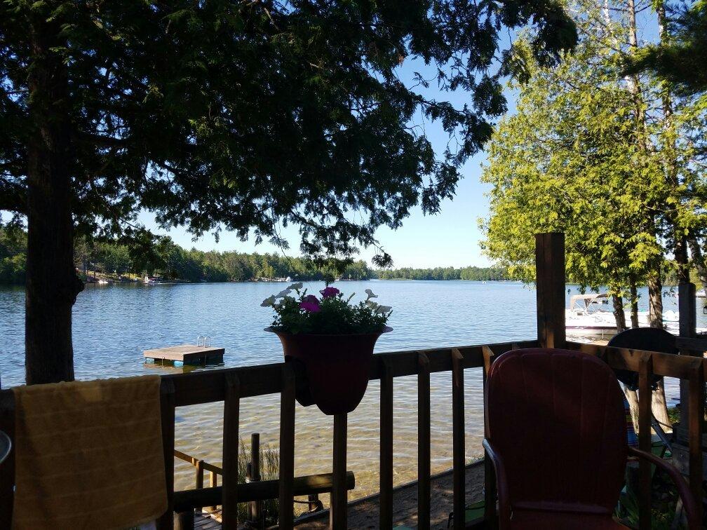 Tee Lake Resort