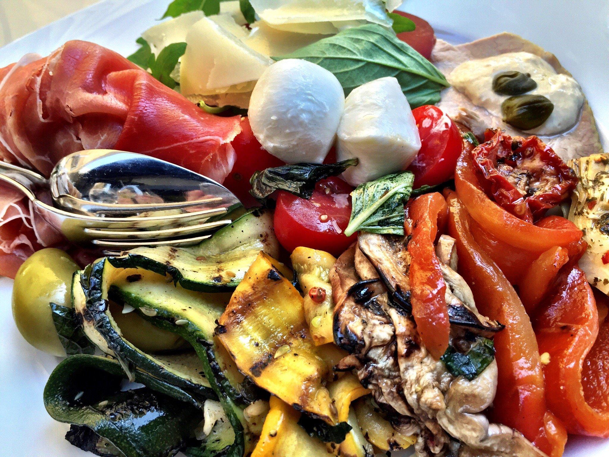 Mezzogiorno bar restaurant