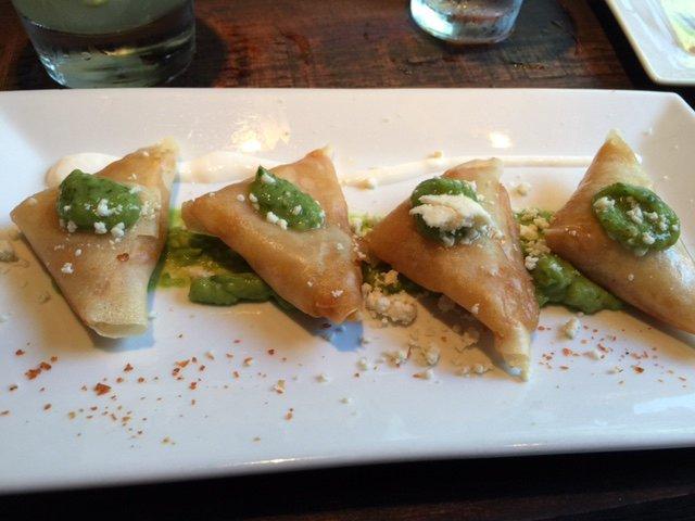 El Barrio Latin Bar & Kitchen