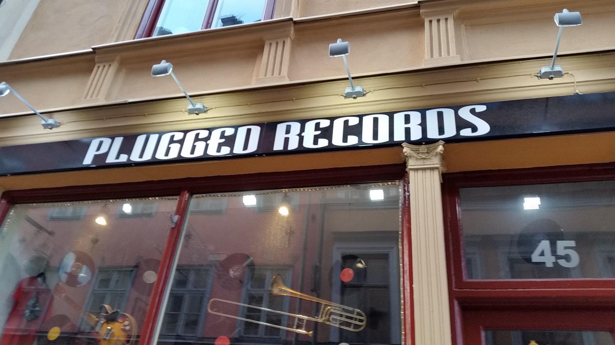 Plugged Records