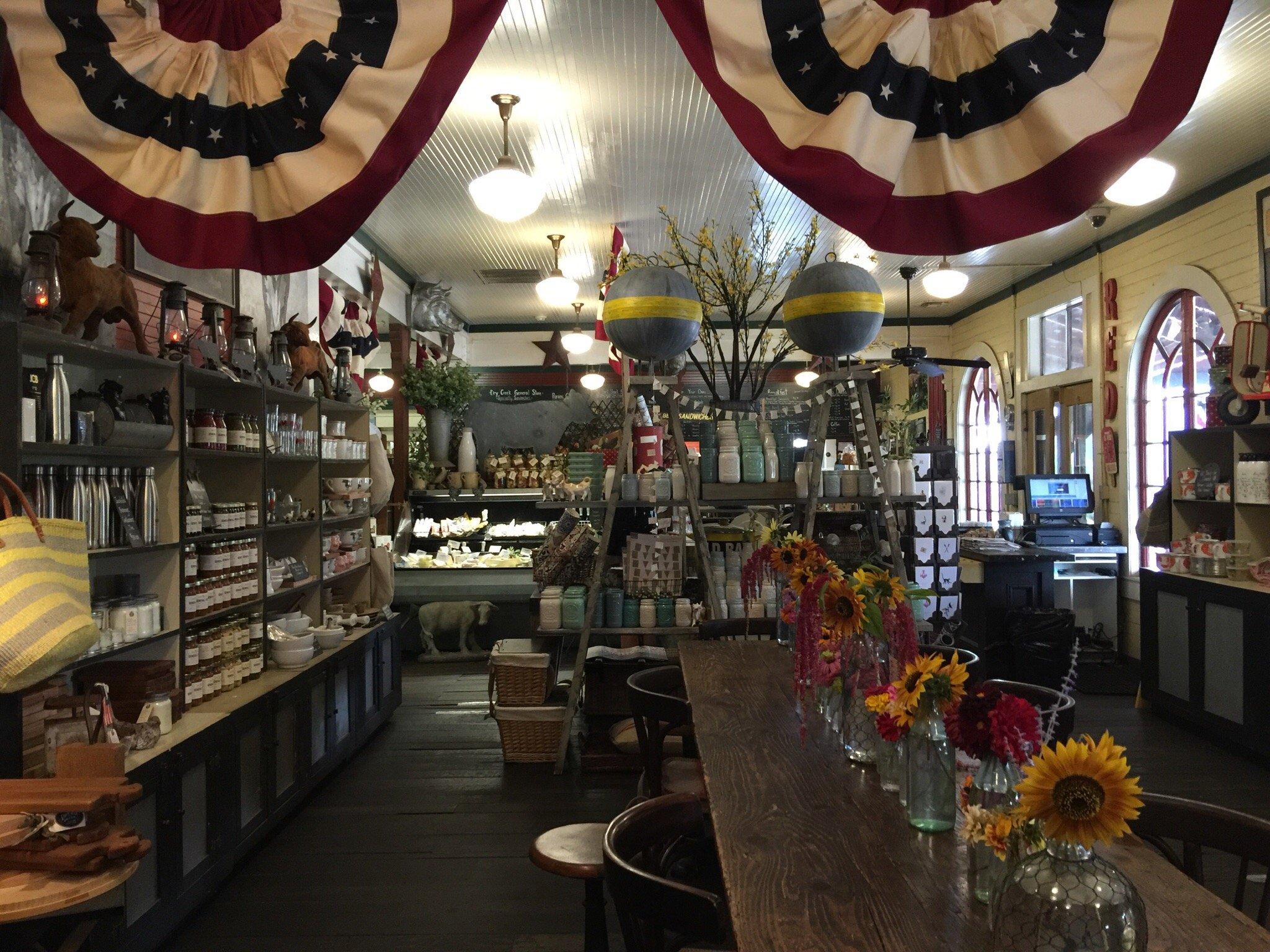 Photo by fleetoffoot