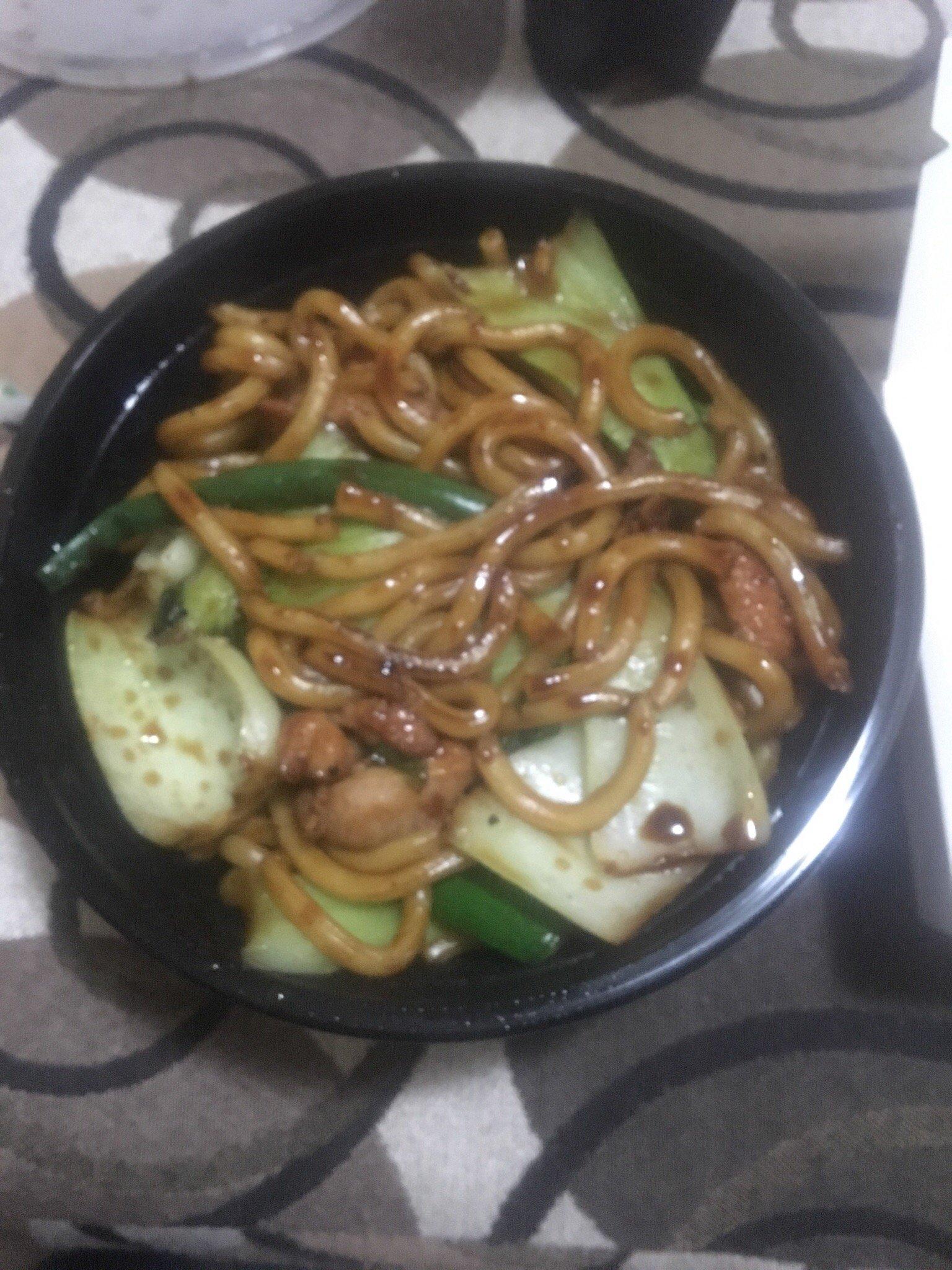 Photo by LiveToEatToLive